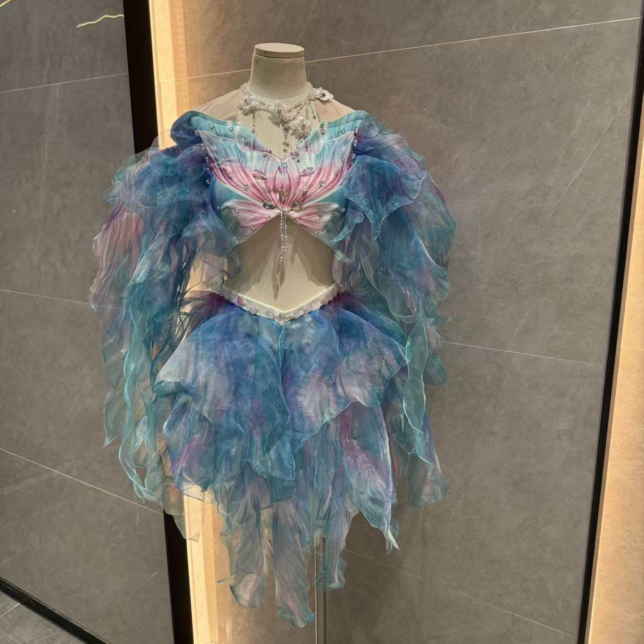 Mermaid Water Dance Skirt Prin - Aquarium & Marine Science Center ulasan dan harga